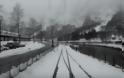 Ένα τραίνο διασχίζει το χιονισμένο βορά της Ευρώπης - Φωτογραφία 1