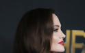 Στα καλύτερά της η Αντζελίνα Τζολί: Οι top εμφανίσεις της για το 2017 - Φωτογραφία 8