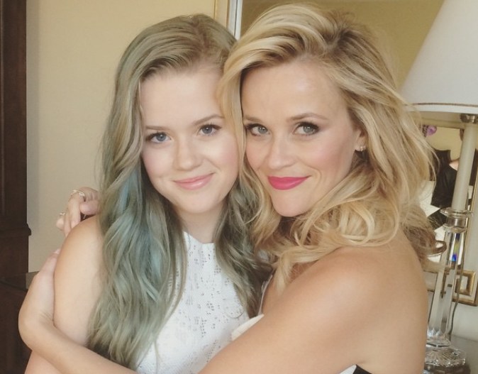 Reese Witherspoon: Δείτε την τρομερή ομοιότητα με την κόρη της - Φωτογραφία 3