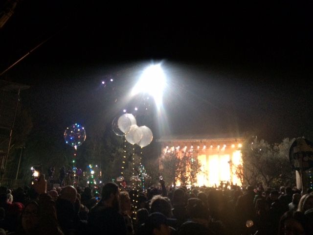 Έγινε η νύχτα μέρα από τα πυροτεχνήματα στην Ακρόπολη με την έλευση του 2018 [photos - video] - Φωτογραφία 3