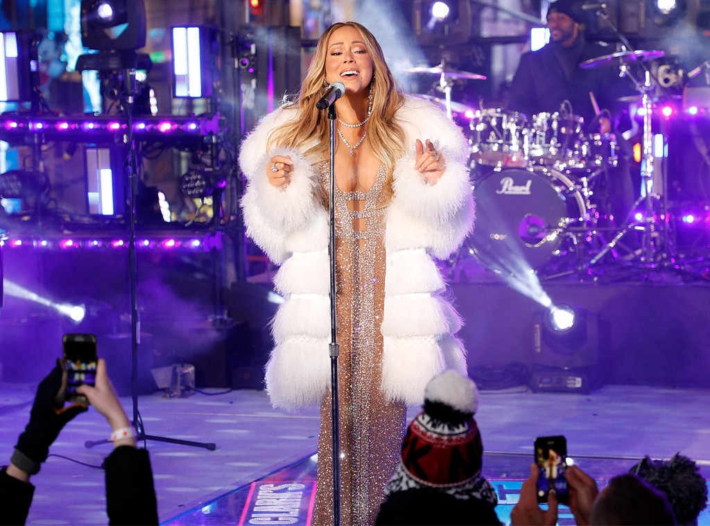 Απαστράπτουσα η Mariah Carey στο πρωτοχρονιάτικο show στην Times Square της Νέας Υόρκης! - Φωτογραφία 3