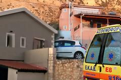 Ανατριχιαστική αυτοκτονία στην Κεφαλλονιά - Ζευγάρι Γερμανών έκοψε τις φλέβες του [photos]