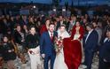 Παραμυθένιος γάμος- Ο Άη Βασίλης συνόδεψε τη νύφη στην εκκλησία! - Φωτογραφία 6