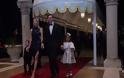 Με φόρεμα 4.000 δολαρίων η Μελάνια Τραμπ στο ρεβεγιόν - Φωτογραφία 4