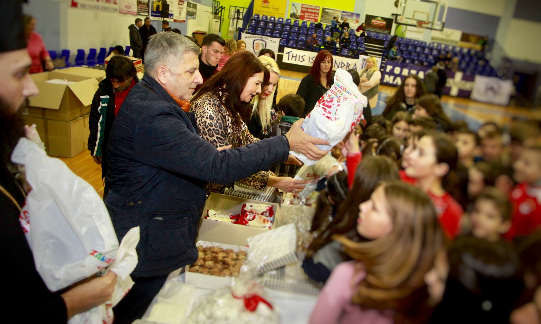 Ο ΙΣΑ διοργάνωσε συγκινητική Πρωτοχρονιάτικη εορτή, για τα παιδιά των κατοίκων της Μάνδρας - Φωτογραφία 2