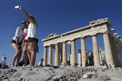 Στοίχημα για «χρυσό» της Ελλάδας στον τουρισμό