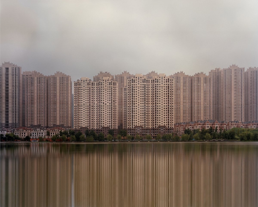 Γιατί υπάρχουν τεράστιες πόλεις - φαντάσματα στην Κίνα - Φωτογραφία 1