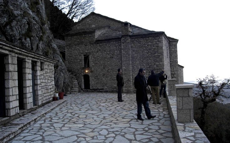 Παναγία Πελεκητή: Το μοναστήρι που χτίστηκε στον βράχο - Φωτογραφία 1