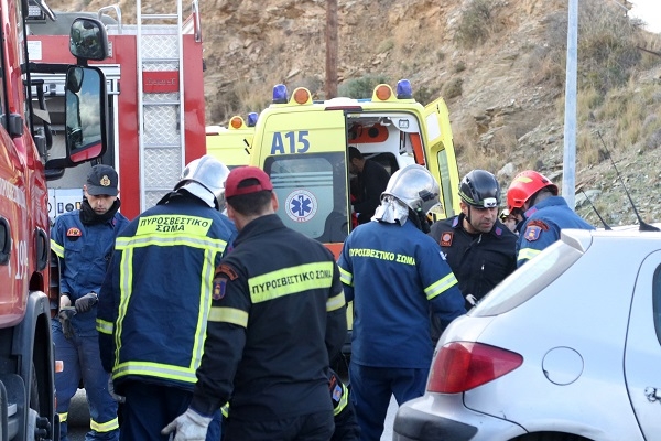 Τροχαίο στην Κρήτη με 4 νεκρούς και 4 τραυματίες - Νεκρό μελλόνυμφο ζευγάρι - Σκοτώθηκε και η μητέρα της κοπέλας [Εικόνες ΣΟΚ] - Φωτογραφία 3