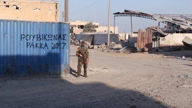 Μέλος του Ρουβίκωνα επέστρεψε από το Κουρδιστάν όπου πολέμησε κατά του ISIS - Φωτογραφία 3