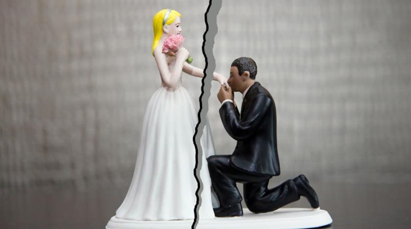 Η 8η Ιανουαρίου θεωρείται ως... «Ημέρα Διαζυγίου - Φωτογραφία 1