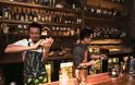 Το Euronews βρήκε τα μπαρ και τα εστιατόρια της Αθήνας που πρέπει να επισκεφθεί κάθε τουρίστας (και κάτοικος της πόλης) - Φωτογραφία 19
