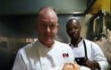 Από μάγειρας στον Στρατό Ξηράς τώρα.... Σεφ σε μεγάλο εστιατόριο της Αφρικής - Φωτογραφία 7