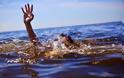 ΣΟΚΑΡΙΣΤΙΚΟ ΒΙΝΤΕΟ: Λουόμενοι ανασύρουν από τη θάλασσα πνιγμένη γυναίκα και της σώζουν την ζωή! [video]