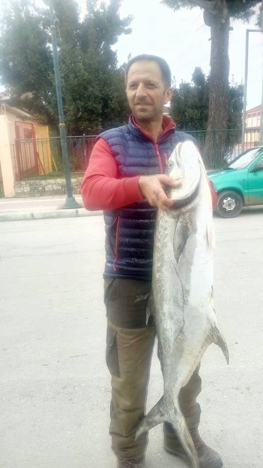 Βονιτσάνος σήκωσε ψάρι 13 κιλά στη Λευκάδα (ΦΩΤΟ) - Φωτογραφία 3