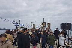 Ο αγιασμός των υδάτων στην παραλία της ΒΟΝΙΤΣΑΣ - Τον σταυρό έπιασε ο Στράτος Καλαντζής! (video Vicky Pantazis)