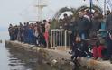 Ο αγιασμός των υδάτων στην παραλία της ΒΟΝΙΤΣΑΣ - Τον σταυρό έπιασε ο Στράτος Καλαντζής! (video Vicky Pantazis) - Φωτογραφία 2