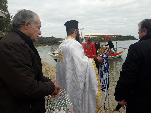 O αγιασμός των υδάτων στα ΠΑΛΙΑΜΠΕΛΑ (ΦΩΤΟ: Στέλλα Λιάπη) - Φωτογραφία 108