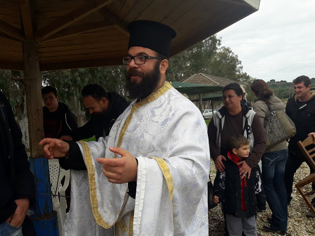 O αγιασμός των υδάτων στα ΠΑΛΙΑΜΠΕΛΑ (ΦΩΤΟ: Στέλλα Λιάπη) - Φωτογραφία 24