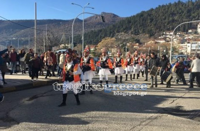 Οι «Μωμόγεροι» της Μεσοποταμίας ξεσήκωσαν την Καστοριά [photos+video] - Φωτογραφία 3