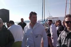 Ο Λάμπρος Μακρής αστυνομικός και πολίστας έπιασε το σταυρό στο Βόλο για τρίτη χρονιά