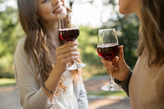 Ποιοι έχουν την πρωτιά στην κατανάλωση εμφιαλωμένου κρασιού - Φωτογραφία 1
