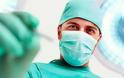 Γιατί γιατροί και χειρουργοί φοράνε πράσινα ή μπλε – Πάει το μυαλό σας; - Φωτογραφία 1