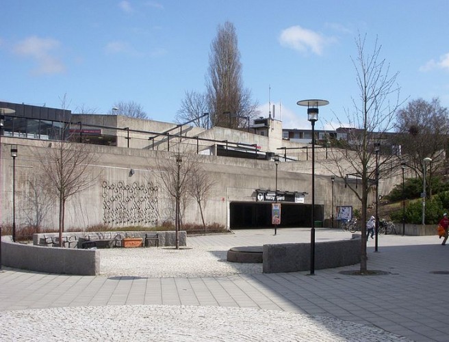 Ένας νεκρός από έκρηξη σε σταθμό της Στοκχόλμης - Φωτογραφία 4