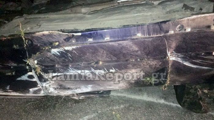 Σοβαρό τροχαίο τα μεσάνυχτα έξω από τη Λαμία - Δύο τραυματίες [photos] - Φωτογραφία 3