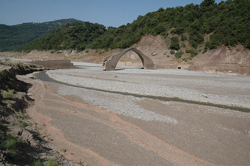 Tο γεφύρι στο Καρπενήσι που εμφανίζεται και εξαφανίζεται ανάλογα με τον καιρό - Φωτογραφία 11