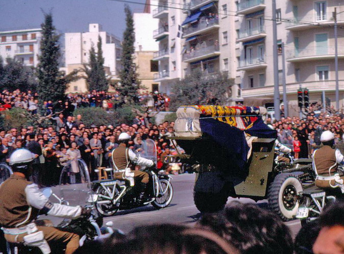 Η Αθήνα των ‘60s μέσα από  vintage φωτογραφίες και video - Φωτογραφία 2