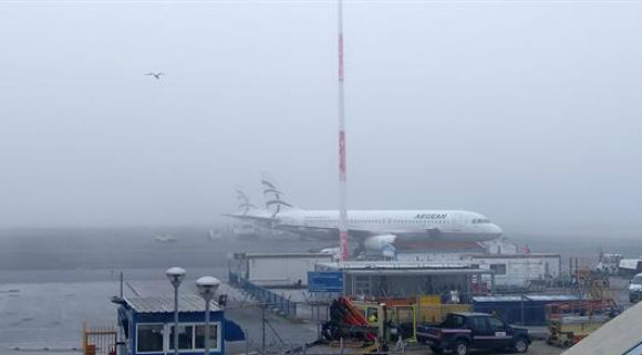 Ακυρώσεις πτήσεων εξαιτίας της ομίχλης στο αεροδρόμιο «Μακεδονία» - Φωτογραφία 1