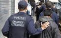 20χρονος μετανάστης στη Μόρια πλάκωσε στο ξύλο αστυνομικό