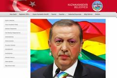 Οι Έλληνες Anonymous «χάκαραν» τουρκική ιστοσελίδα! Ο Ερντογάν με ροζ σκιά, ρουζ και κραγιόν (ΦΩΤΟ)