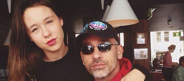 Τα καυτά ενσταντανέ της 21χρονης κόρης του Eros Ramazzotti με τον σύντροφό της στην μπανιέρα! - Φωτογραφία 1