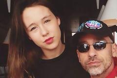 Τα καυτά ενσταντανέ της 21χρονης κόρης του Eros Ramazzotti με τον σύντροφό της στην μπανιέρα!