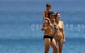 Τα καυτά ενσταντανέ της 21χρονης κόρης του Eros Ramazzotti με τον σύντροφό της στην μπανιέρα! - Φωτογραφία 11