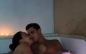 Τα καυτά ενσταντανέ της 21χρονης κόρης του Eros Ramazzotti με τον σύντροφό της στην μπανιέρα! - Φωτογραφία 8