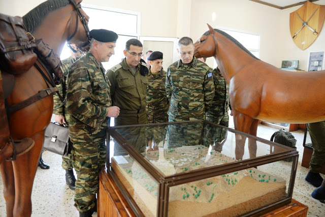 Επίσκεψη στο ΓΕΣ του Αρχηγού των Χερσαίων Δυνάμεων του Ισραήλ, Υποστρατήγου Yacov (Kobi) Barak - Φωτογραφία 13