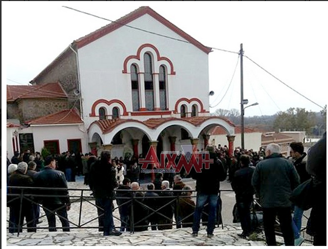 Το τελευταίο αντίο στην 44χρονη Ειρήνη Λαγούδη στην ΚΑΤΟΧΗ – Σπαραγμός στην κηδεία της (ΦΩΤΟ) - Φωτογραφία 9