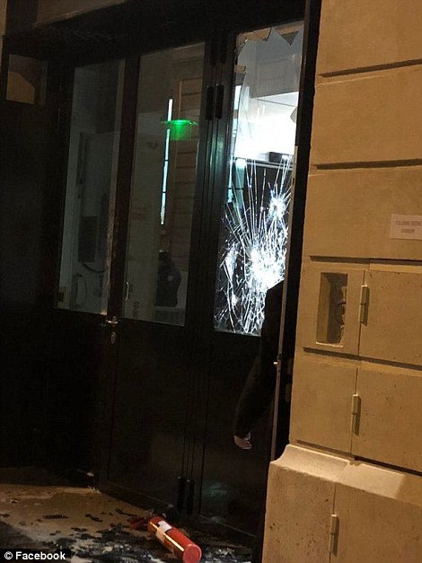Πυροβολισμοί και άγρια καταδίωξη στο Ritz Carlton Hotel  στο Παρίσι - Φωτογραφία 4