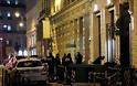Πυροβολισμοί και άγρια καταδίωξη στο Ritz Carlton Hotel  στο Παρίσι - Φωτογραφία 2