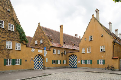Ένα συγκρότημα κατοικιών που το ενοίκιο δεν έχει αυξηθεί από το 1520 - Φωτογραφία 3