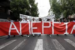 Στο δρόμο γιατροί και εργαζόμενοι στο ΕΣΥ για το «μπλόκο» στις απεργίες με το πολυνομοσχέδιο!