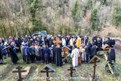 10064 - Το «ύστατο χαίρε» στον Αρχιμανδρίτη Πλακίδα Deseille