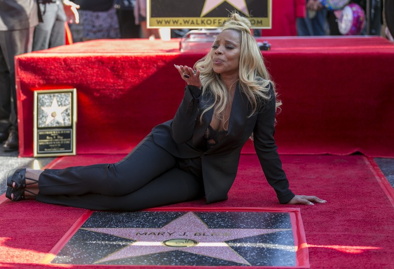 Η Mary J. Blige απέκτησε το δικό της αστέρι στη Λεωφόρο της Δόξας! - Φωτογραφία 3