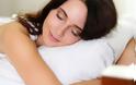 Ύπνος και θερμίδες: Πόσο παραπάνω πρέπει να κοιμάστε για να τις μειώσετε - Φωτογραφία 1