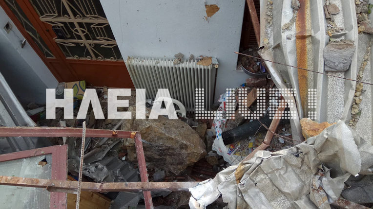 Ηλεία Λέπρεο : Βράχοι διέλυσαν σπίτι - Η οικογένεια είχε φύγει πριν λίγες ημέρες - Φωτογραφία 5