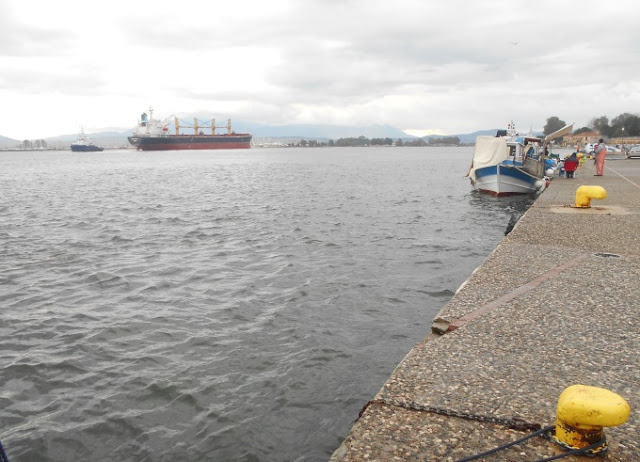 Αναχώρησε το μεγαλύτερο καράβι που έχει μπει στο λιμάνι της Πρέβεζας - Φωτογραφία 3