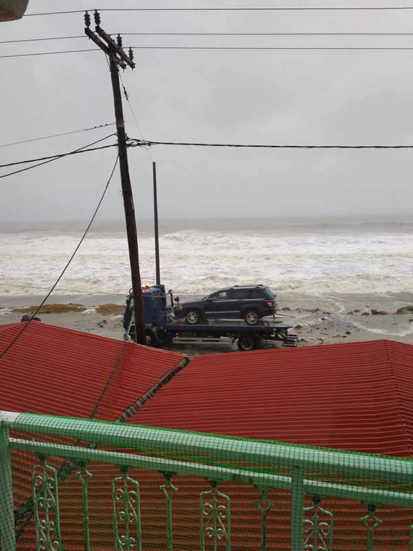 Καταστροφές από τους θυελλώδεις ανέμους στις ακτές της Μαγνησίας και της Αγιάς - Φωτογραφία 4